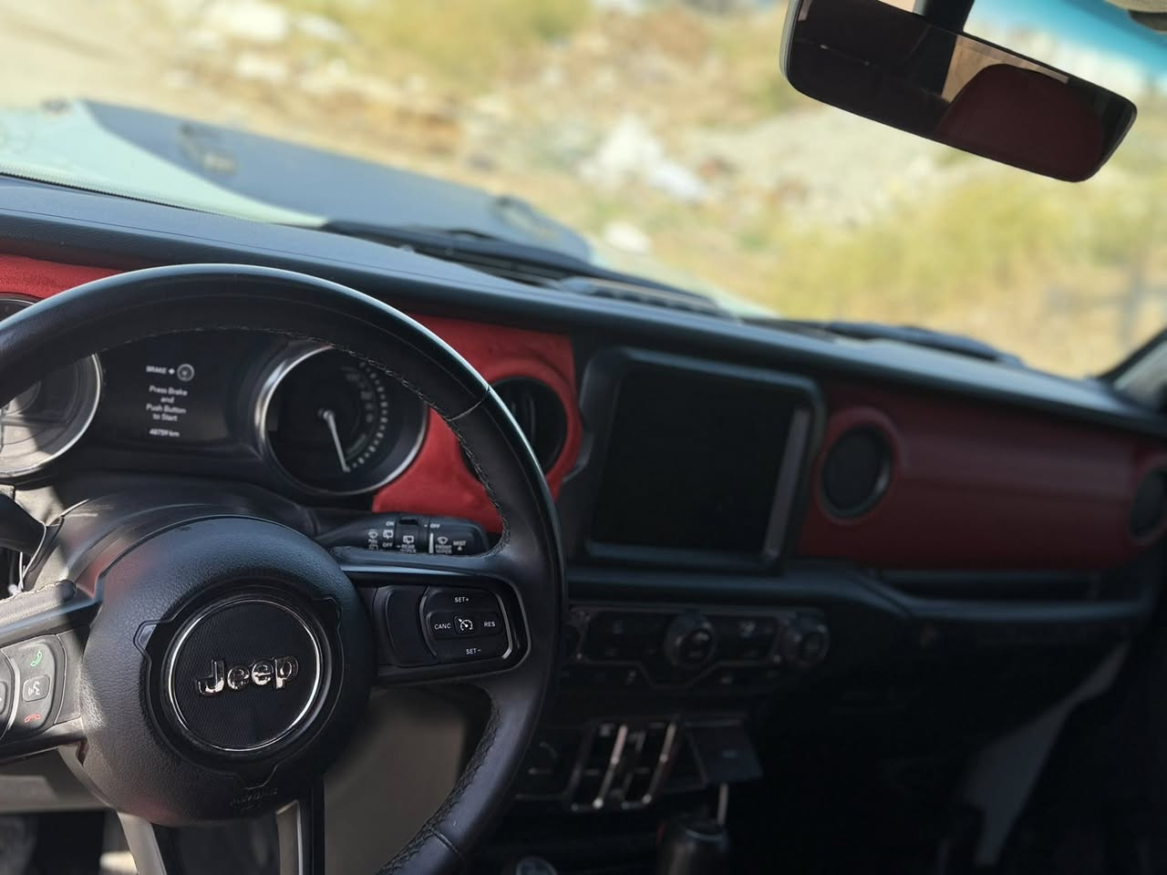 Jeep wrangler 4xe 2023 willys
سعر ٢١٠$
سياره صبغ عام
كير محرك اكسل بشرط 
سياره هايبرد
***********
مكان زاخو
