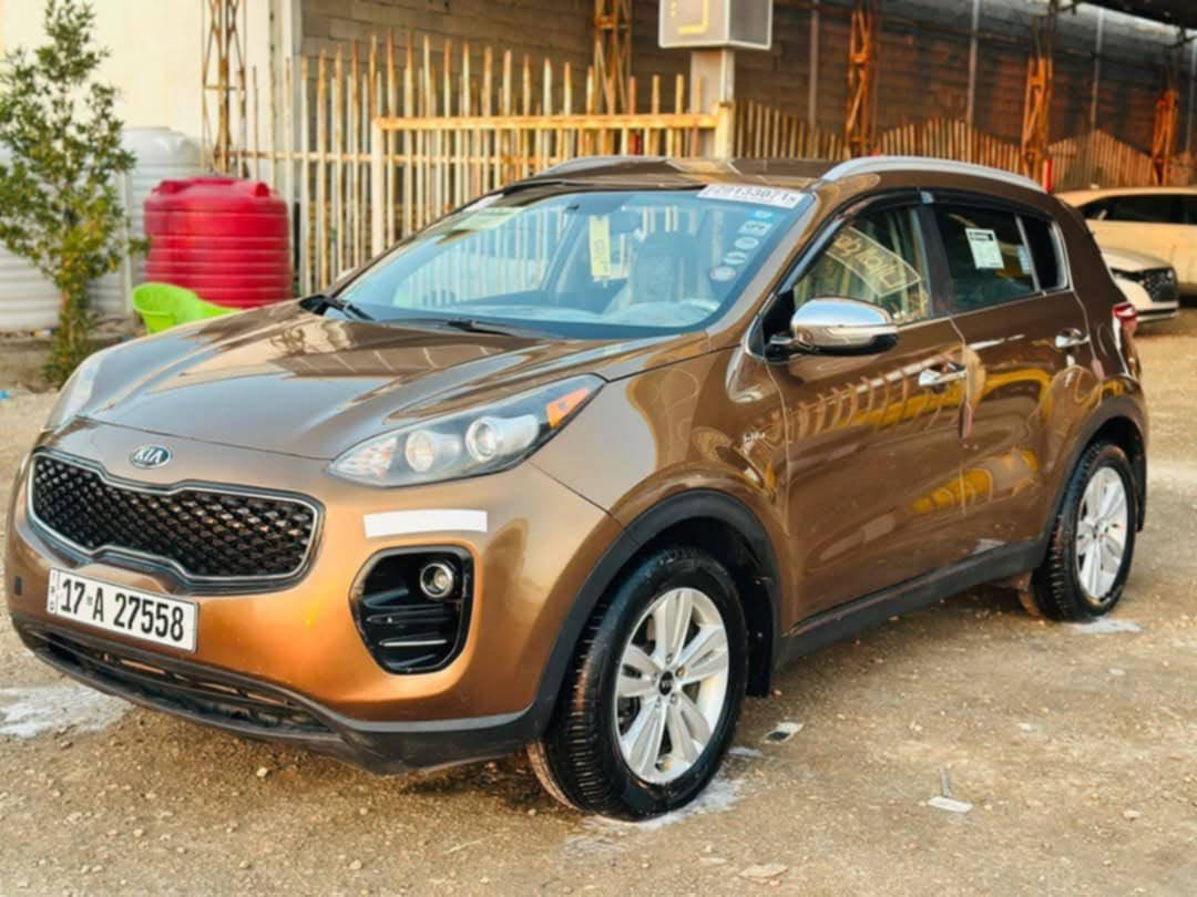 #يالله
كياء سبورتج 2017
محرك   2400
وارد امريكي حادثها 
سرقه بيبان بدون ضرر عابر.

نص موصفات سويج
مرقم مثنى حره بأسمي  مداور ثاني يوم  
السعر 140  بيها مجال بسيط 
العنوان المثنى الرميثه
 الاستفسار ***********
@إشارة
