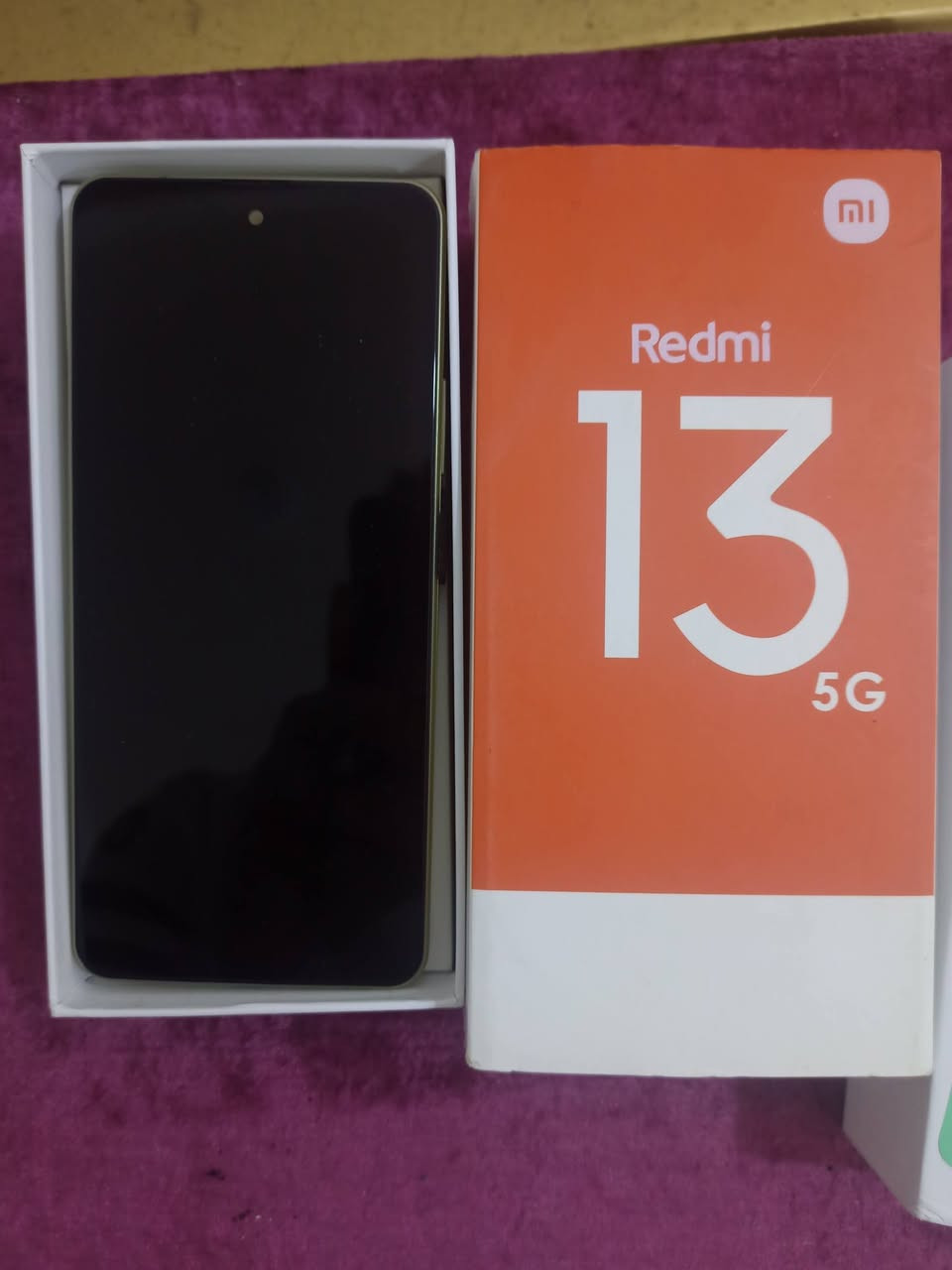 موبايلات عدد ٣ كوبي ماستر غير مستخدم جديد كلهن ب١٥٠ الف ***********
