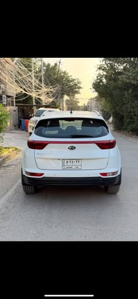 سبورتج 2018 السيارة خليجية مشدودة عليها شاشة حساسات امامي خلفي جانبي س...