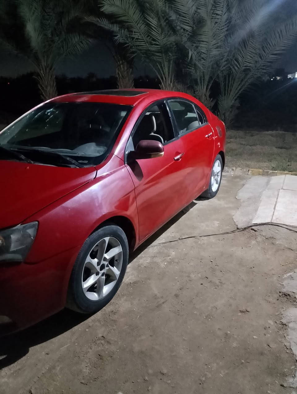 جيلي ام گراند  2013 رقم واسط مشروع وطني  سعرها 45 وبيها مجال
مكانها سماوه، رميثه،  هلال
***********
