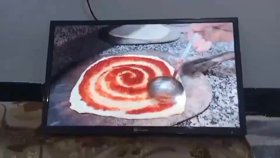 لدينا شاشه سامسونج 43 انترنيت فول وشاشه 32 انترنت فول واذا تحب تعرف الاسعار تواصل خاص او على واتساب رقم كورك ***********
***********
