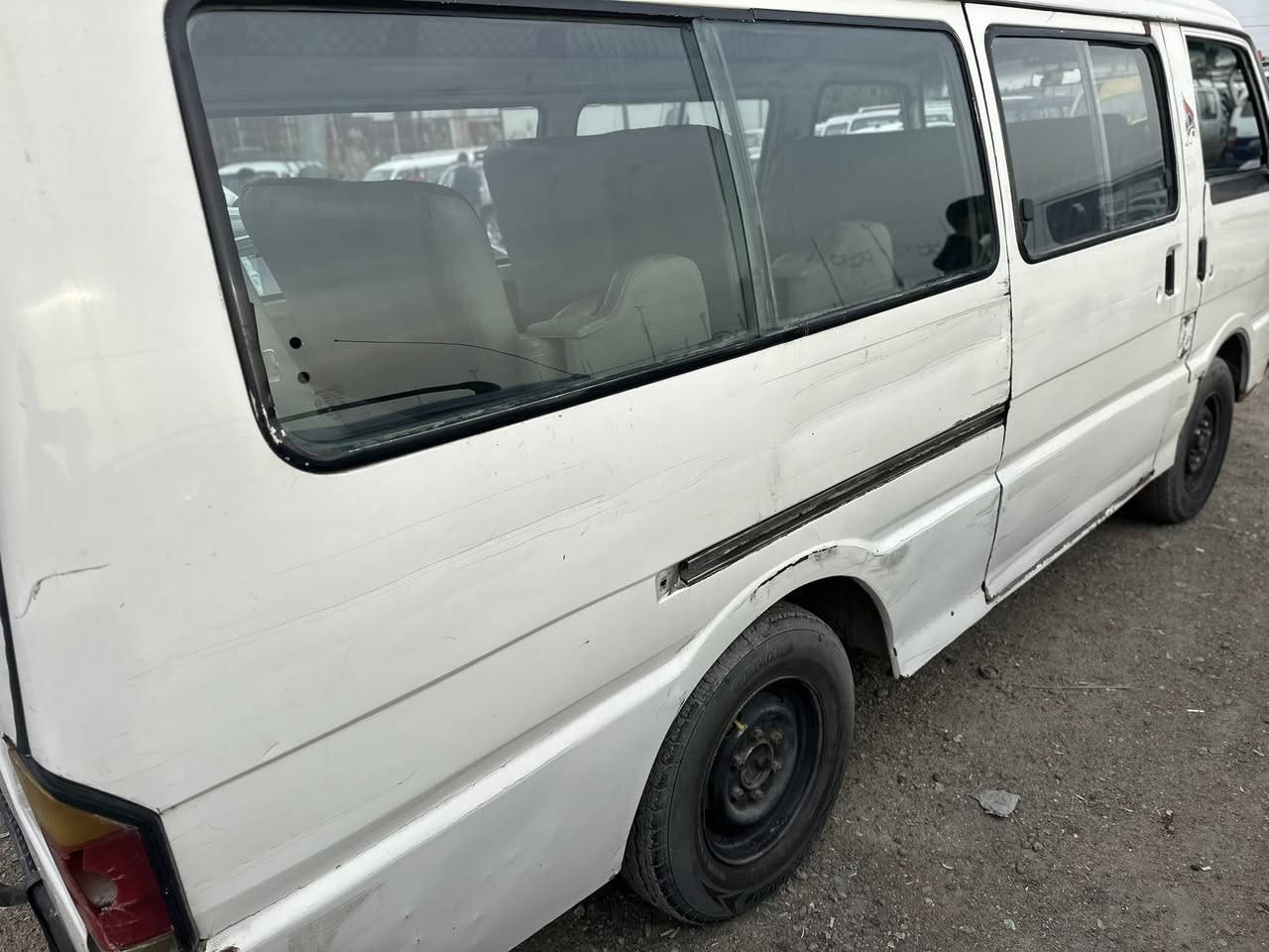 السلام عليكم شباب كيه مازده مديل 93 للبيع تحويل ثاني يوم جاهزه على اخر حبايه ميكانيك كله فولل ولبدي شوفت العين *********** السعر 38 الرقم بغداد
