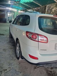 هونداي سنتافي موديل 2011 السياره 6 سلندر سبعه راكب تحكم جهتين تبريد ثل...