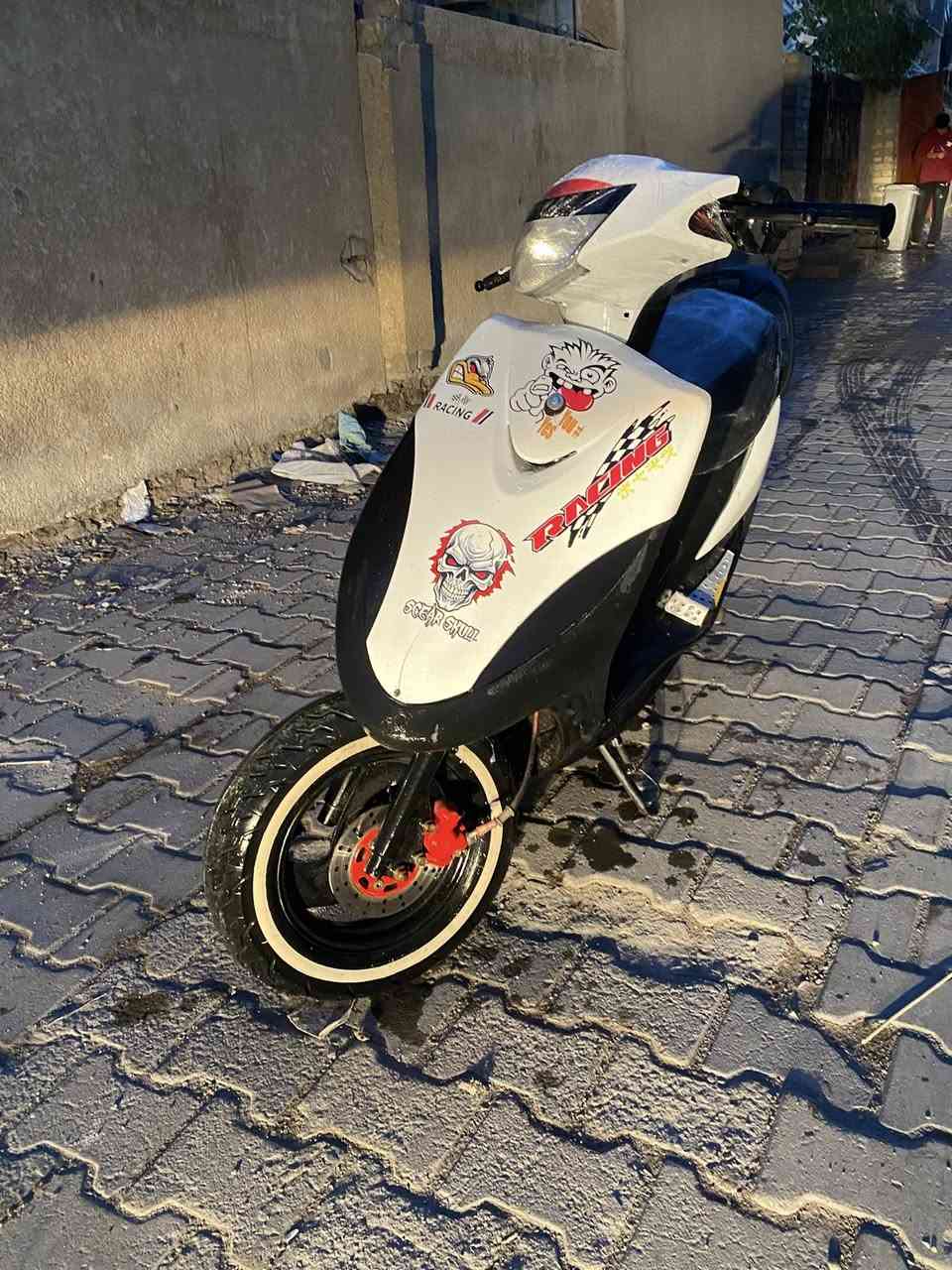 السلام عليكم دراجه للبيع ماكس عدله دراجه اي نقص مابيها بلاد تجفيت جديد مكاني بغداد الدوره للستفسار ***********
