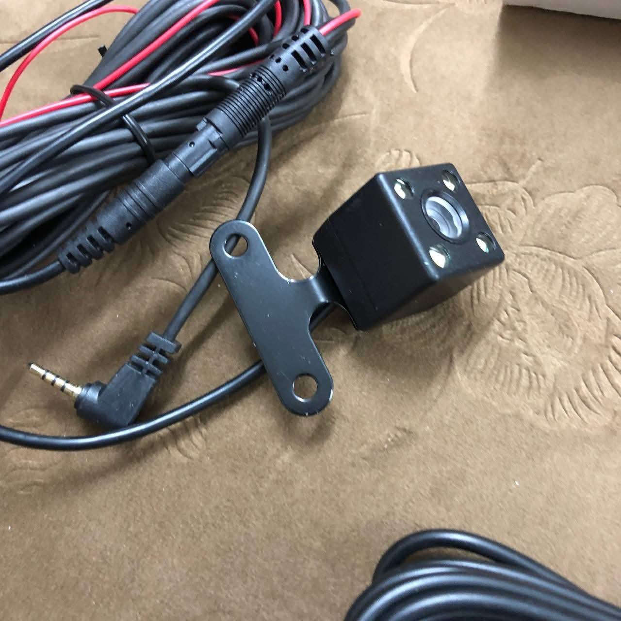 ب 20 الف مع توصيل داش كام امامي وداخلي وخلفي 3 كامرة


**إذا كنت صاحب هذا الإعلان وتريد حذفه لأي سبب، رجاءا أرسل رسالة إلى الدعم الفني**