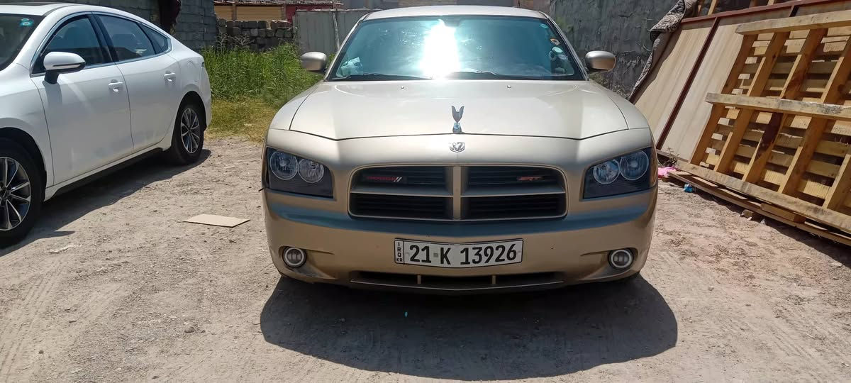 جارجر موديل ٩ شماليه بسمي كامله مكمله بيه صبغ حزام جماليه بيه منظومة غاز جديدة بالكارتون منظومة تبريد جديده  سيارة مال جناي ع ايدي فقط من دوام للبيت سعره ١٠٥ وبيه مجال مكان سيارة بغداد ***********
