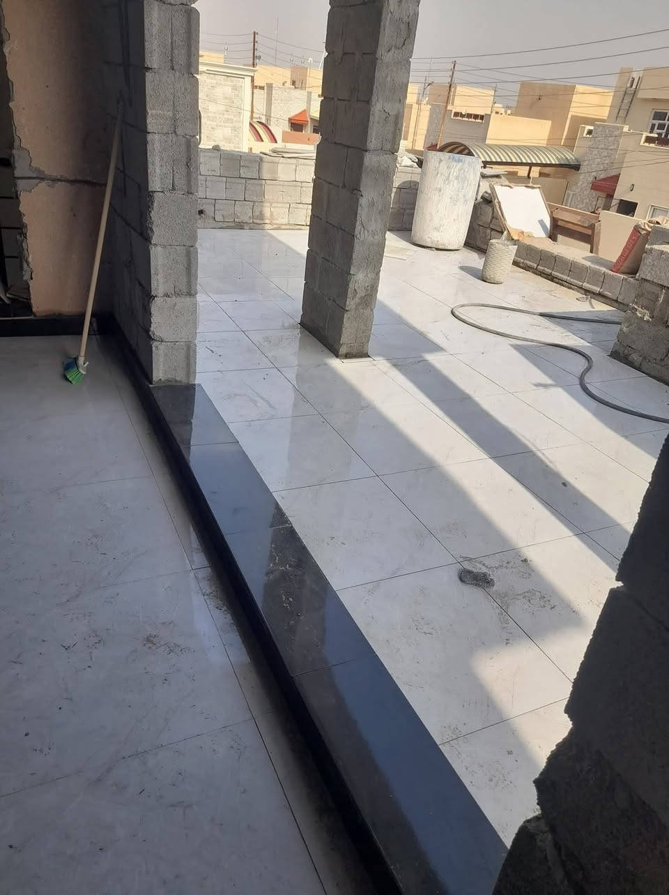 🔥 تصميم  ـ تنفيذ ـ اشراف هندسي مع المهندسة رؤى      🔥

ويـه مكتب عراق المستقبل… بناء بيتك صار أسهل!
من الفكرة الأولى إلى التنفيذ النهائي — كل اللي تحتاجه بمكان واحد.

🏗️ عراق المستقبل … اختيارك الأمثل في عالم البناء

📍 تكريت – قرب فلكة المحافظة 
📞 المهندسة رؤى الراوي  
 ***********
ـــــــــــــ
المقاول ابو فارس 
📞  ***********
📞 ***********

✨ جودة • دقة • التزام ✨
جزء من اعمالنا في مجمع جوهرة السكني في تكريت
