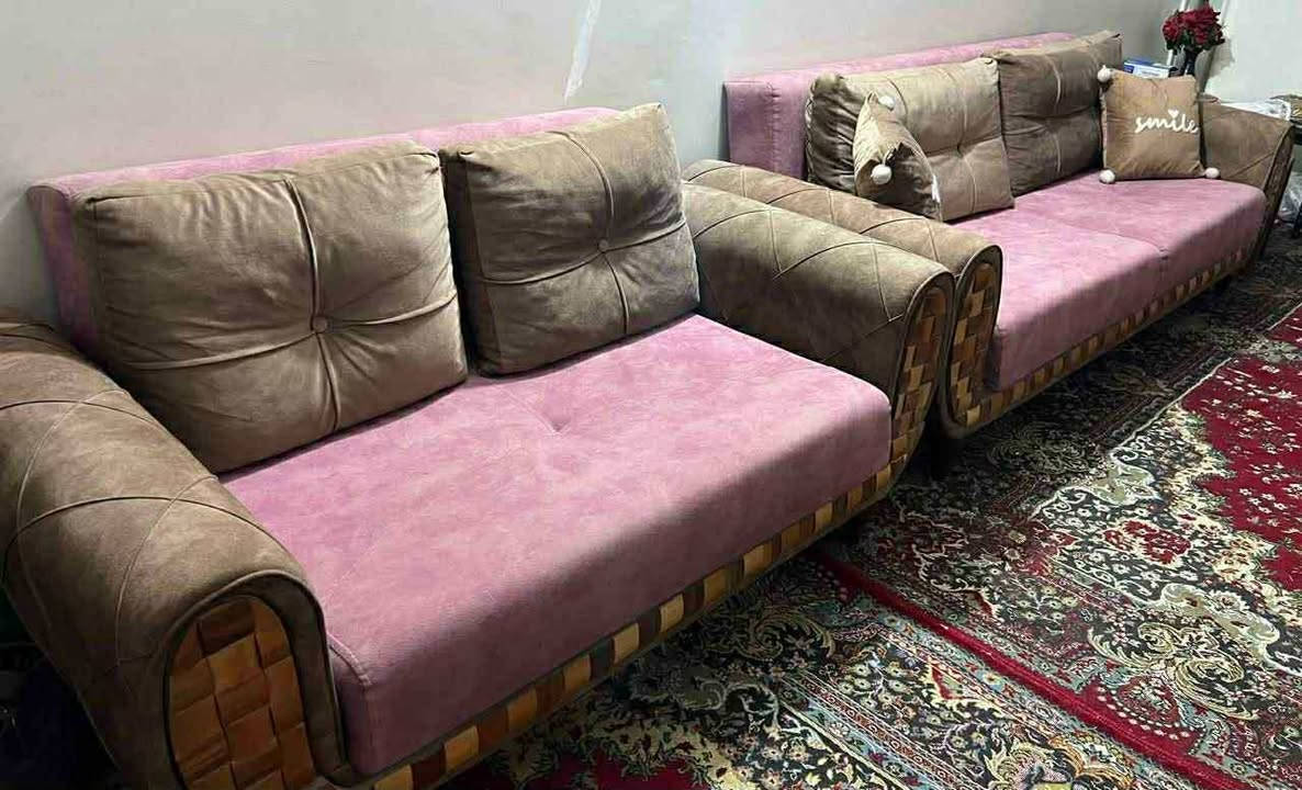 تخم للبيع نظيف جدا تركي ضخم 8 نفرات مع طبلة وسطيه يتحول سرير قلاب ومخزن  السعر 200 الشراي خاص العنوان حي الجزيره مقابل مطعم 70


**إذا كنت صاحب هذا الإعلان وتريد حذفه لأي سبب، رجاءا أرسل رسالة إلى الدعم الفني**