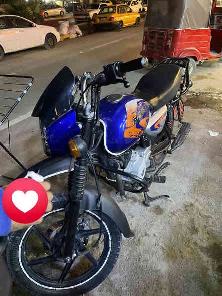 سلام عليكم للبيع بوكسر أو مراوس حسب القناعه مديل22  الدراجه مكفوله كفاله عامه  ترأي وكير خير من لله أوراق ضايعه اكفلك هيه دوله وعشاير ماشيه15الف دراجه جانت متروكه السعر900بيهه مجال حك الجيه تفاصيل أكثر عل رقم أو وتساب  *********** (بغداد ) مو شراي لتعبني😊
