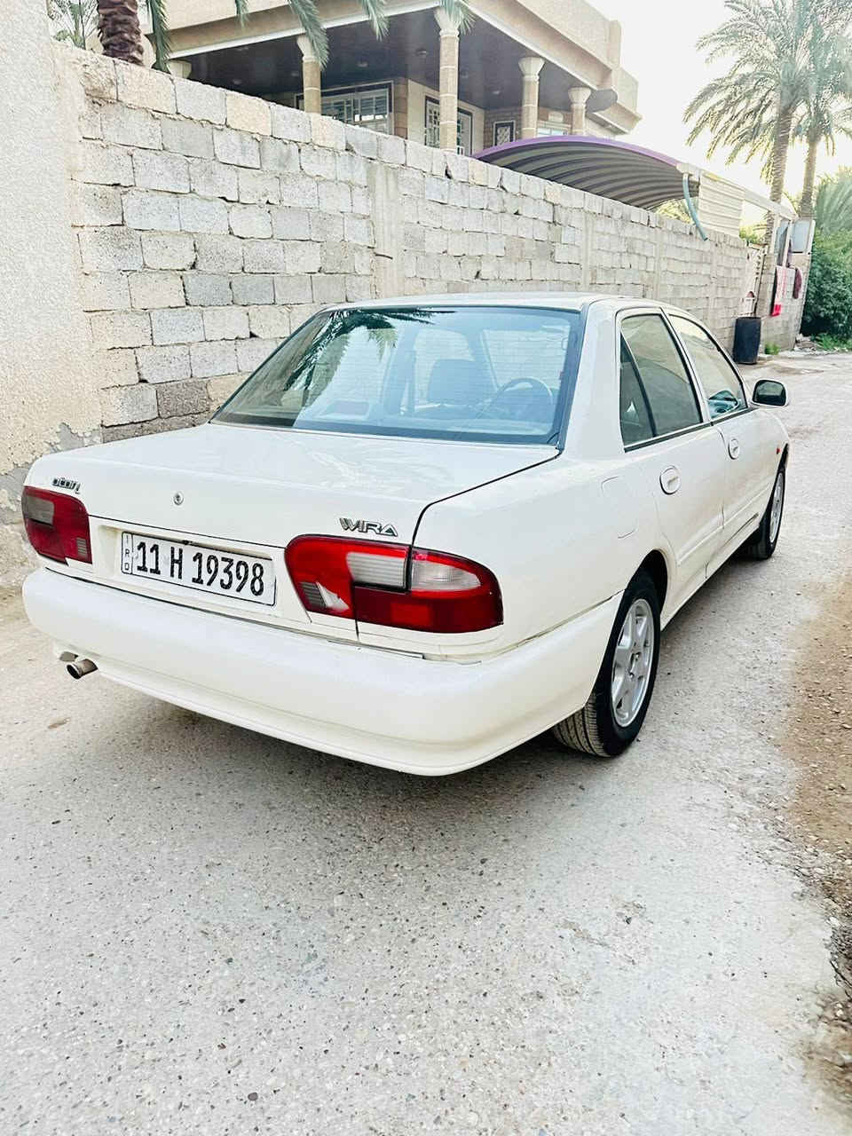 السلام عليكم بروتون 2004 رقم بغداد انكليزي بسمي تبريد شغال كهربائيات شغاله كيجات شغاله محرك كير نضيف مصبوغه حزام جماليه السعر 48 وبيها مجال رقم الهاتف ***********
