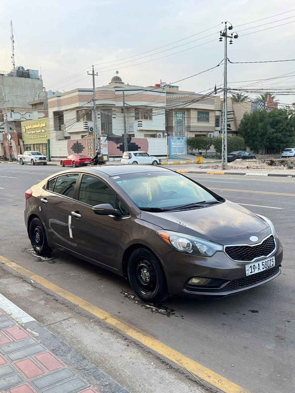 فورتي موديل  ٢٠١٥ جاهزه السياره  ما به اي نقص عده التبريد صونده مزروفه السونار مرفق  مكان السياره كربلاء  رقم الهاتف  *********** السعر ٩٨ وبيه مجال قليل
