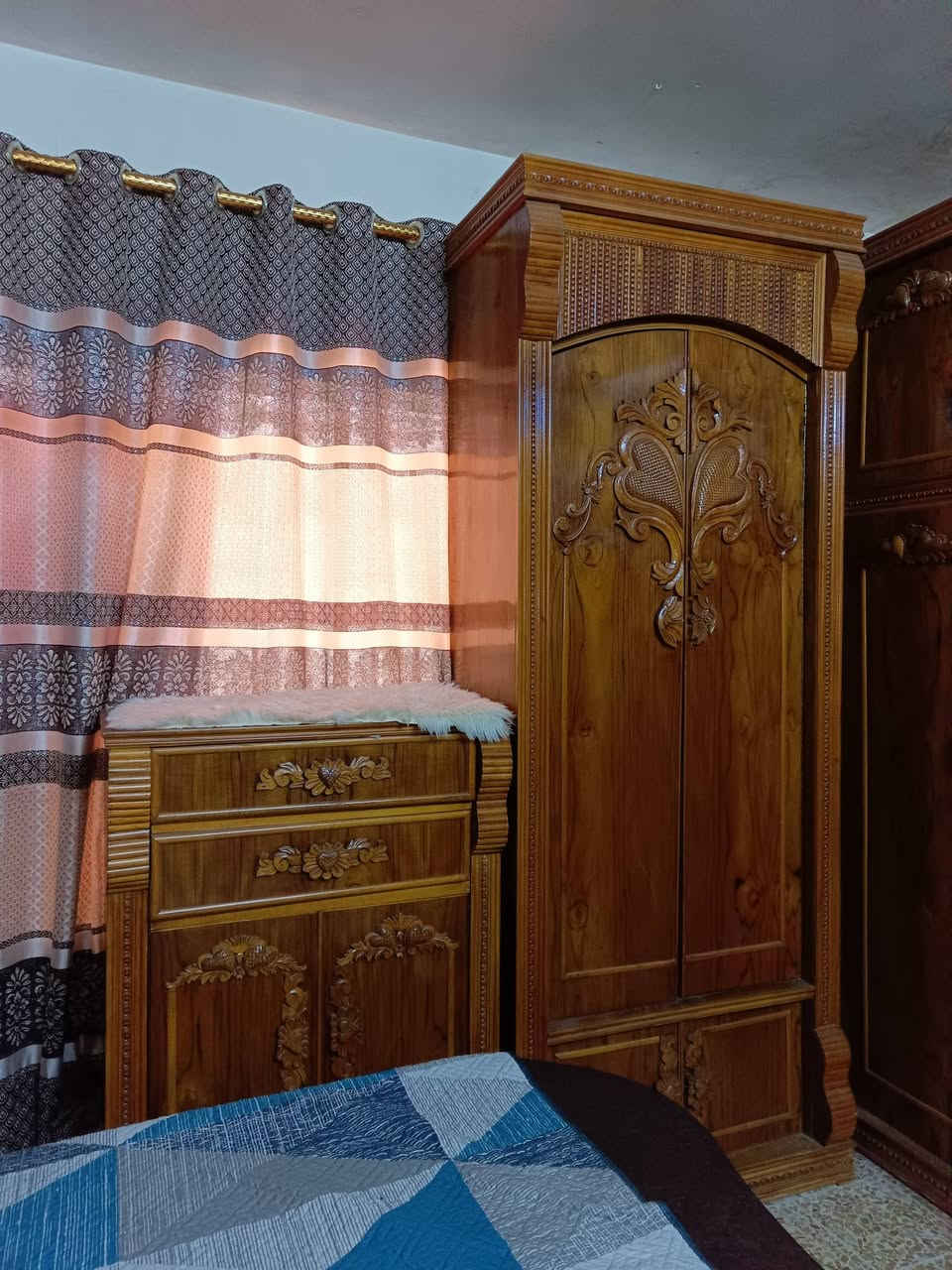 غرفه للبيع جديده ايي ضرر مابي سعر 900 وبها مجال
عنوان موصل ايسر  حي عدن  قرب صيدلية الاخاء 
رقم هاتف 
***********
