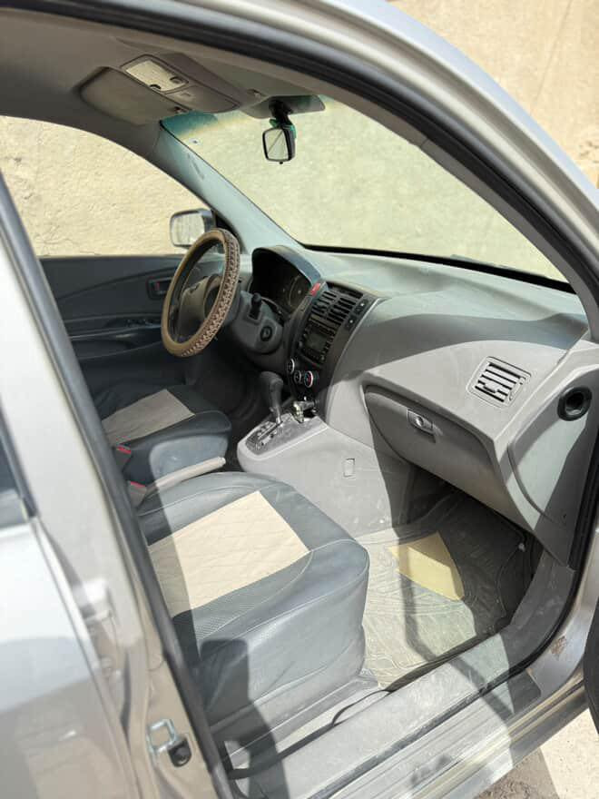 سياره توسان موديل ٢٠٠٩ خليجي الاستفسارع الرقم  ‭٠٧٨٠ ٥٣٣ ٥٩٢٦‬
