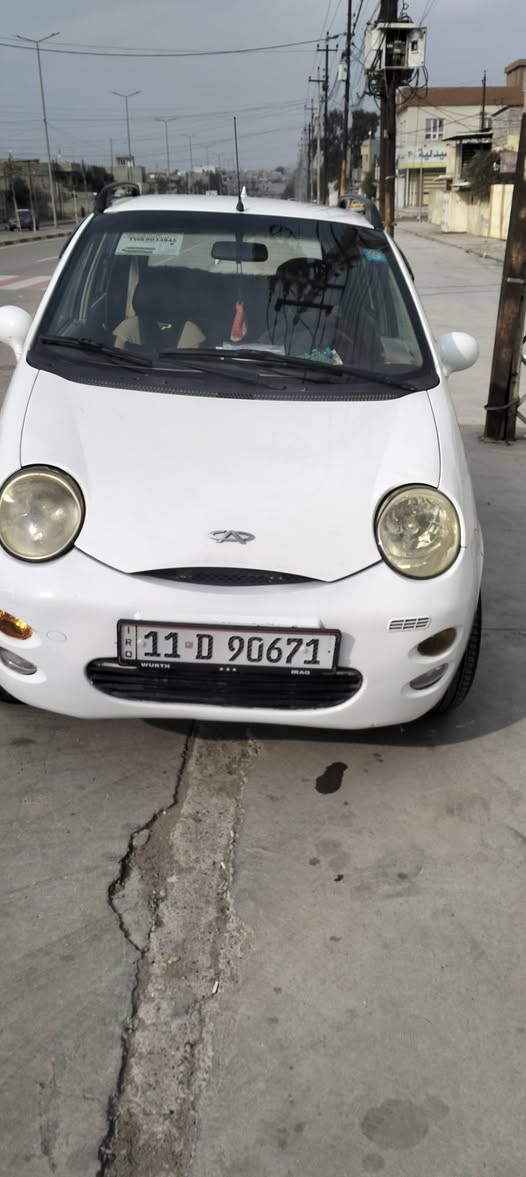 السلام عليكم
سيارة QQ لون ابيض 2011
  للبيع  فول تومتيك 
4بستم مرغوب 
السيارة جاهزة 
تبريد بس ناقص غاز فقط شرط
تدفئة شغالة
وايرمنية كلها شغالة  
كير محرك شرط 
هزة ورقم جديد 
طخم  و دبلات جدد 
تايرات جدد
كامره وشاشه 
باتري جديد 
بدون صبغ فقط بارد 
السيارة بأسمي 
شرط التحويل 
السعر 37$ وبيها مجال 
للاستفسار 
مكان السيارة ، موصل حي تحرير 
*********** وبي وتساب
