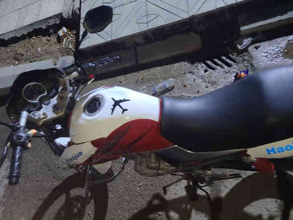 هاوجي عدل 2017 ( مكمرك بأسم الوكيل بهاء عبد الستار عطا الله)

الموطور كايم المحرك تجفيته ب 90 هوه وغراضه 

كهربائيات شغاله

يرادله ترتيب جاملغ امامي مابي 

السعر 375 بي مجال بسيط حيل 

المكان التأميم 30 تموز

***********
