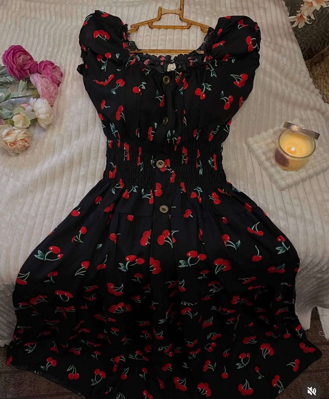 فستان الكرز يموت 
الخامه كشمير غسل ولبس 
فري سايز من وزن ٤٠ الىٰ٨٥
طول الفستان تحت الركبه


**إذا كنت صاحب هذا الإعلان وتريد حذفه لأي سبب، رجاءا أرسل رسالة إلى الدعم الفني**