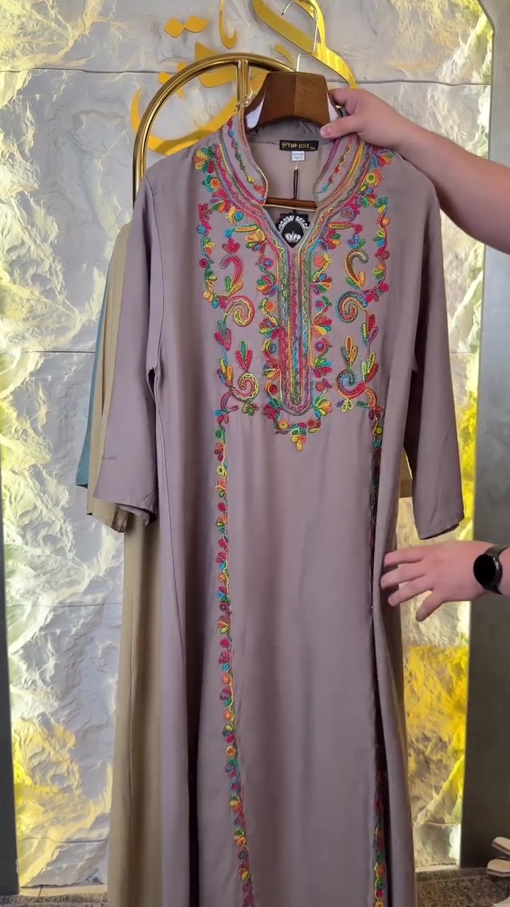 الـسعر8000الـف🩷🌸
القياسات(L,xl,2x,3x)

للحجز و الاستفسار التواصل على الأرقام واتس اب 
***********
***********
***********
***********

توصيل بغداد  5000
توصيل محافظات  5000
