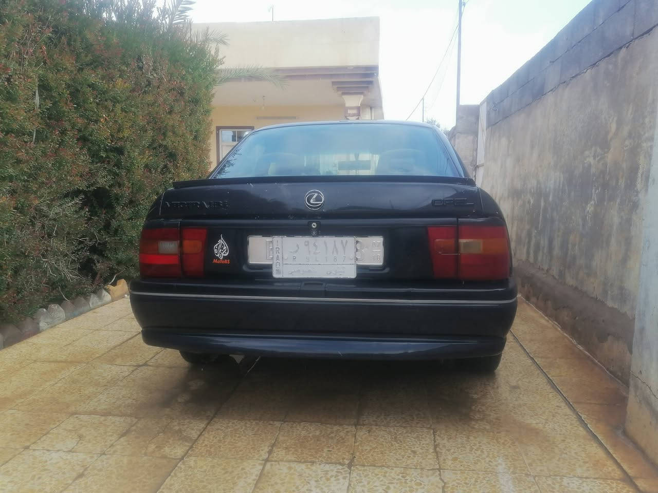 اوبل فكتره 18 موديل 92 رقم نينوئ 
سعر 45 وبيها مجال حك الجيه
***********
