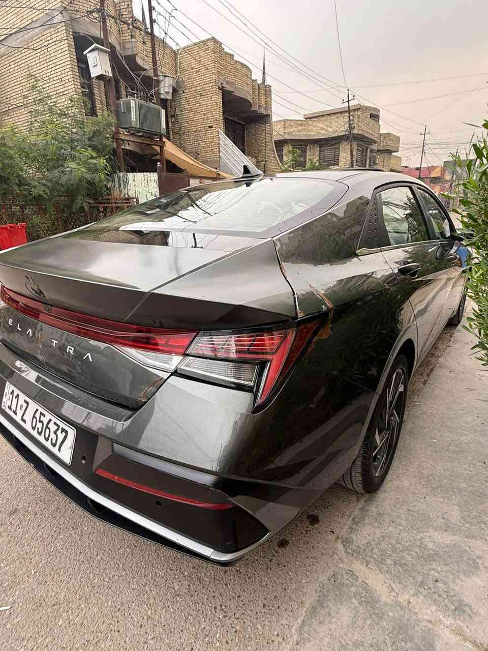 السلام عليكم عندي النتره  2024 
فول موصفات لخير 
رقم بغداد الدولي جديد سنويه وأرقام وهزه كله جديد تحويل ثاني يوم سياره جديده ومابيها اي نقص ماشيه 18mi
فقط محرك ٢٠٠٠ حادثها 
فقط بارد بل بنيد وجاملغ خلفي 
الباقي مكفول 
بصمه 
تشغيل عن بعد 
فتحه 
مواصفاتها 
شاشه متصله 
كامره 
كشنات هيتر 
سبورت 3انظمه قياده
ويل كب 
كروز سرعه 
تحكمات فول 
حاكيه بلوتوث 
تبريد ثلاج 
تخم تاير 
حداديه نضيفه 
سياره نضيفه مال بيت  وجاهزه 
مكان السياره بغداد 
عارضها ب 157وبيها مجال للشراي 
وهذا رقمي 
‏*********** بغداد, العراق
