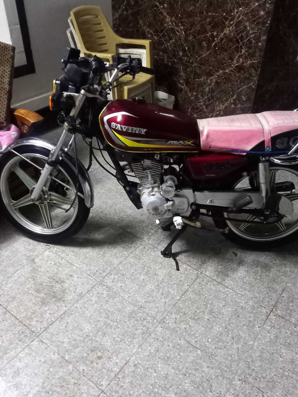 دراجه يراني البيع موديل ٢١
مكان بغداد تاجي عشط 
***********
*********** وتساب 
سعر ٤٠٠وبيه مجال
