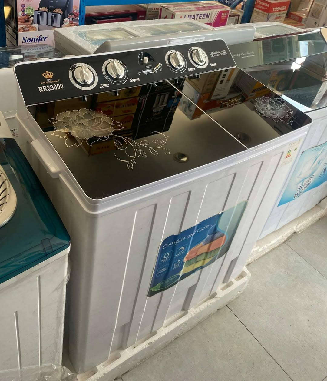 #غساله_استخدام اسبوع فقط.. الحجم الكبير 39 كيلو حقيقي تغسل بطانيه فول نظافه سعرها ٢٧٥ وبيها مجال.
كوت تموز.


**إذا كنت صاحب هذا الإعلان وتريد حذفه لأي سبب، رجاءا أرسل رسالة إلى الدعم الفني**