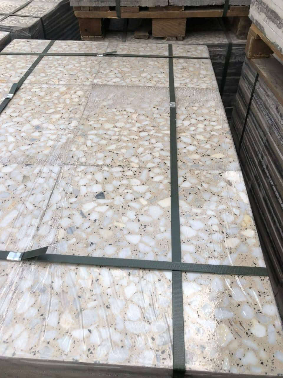 #_مرحبا_زبائننا_الكرام🟡
الانتاج #كاشي #موزائيك ومطعم با #المرمر #الانتاج #مكبس #أوتماتيك
#كاشي  درجه اولى 
G-W
كاشي #اولى🤩😍💪
و اسعارنا ثابته مختلف انواع الكاشي موزائيك😎
💪💪💪
اختار لون و توصيل #علينه🤗
 ‏ ‏مواد درجة أولى
‏ ‏الماء حلو
‏مستعدون تجهيز المواد 🚛🚛👇👇
1- الدينا بلوك درجه اولى 💯
2- مقرنص درجه اولى 🌹
3- شتايكر 80*80
4-الدينا شتايكر ملون /40*60♣️
💥
كاشي قياس 40*40
👌👌👌
(كاشي #بغداد🔴
🦾🦾🦾
#سعر #جمله 
#العنوان #بغداد الكماليه  

للتواصل معنا يرجاء مراسله #الصفحه 
او الاتصال على الرقم #التالي

***********👉.   الرقم الهاتف 📱
***********👉.     📞📱
