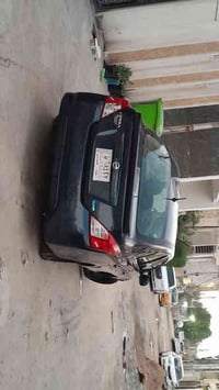 نيسان فيرسا  موديل 2015 بسمي السياره  ماشيه ٨٦  السعر ٩٥  مكان بغداد ٠...