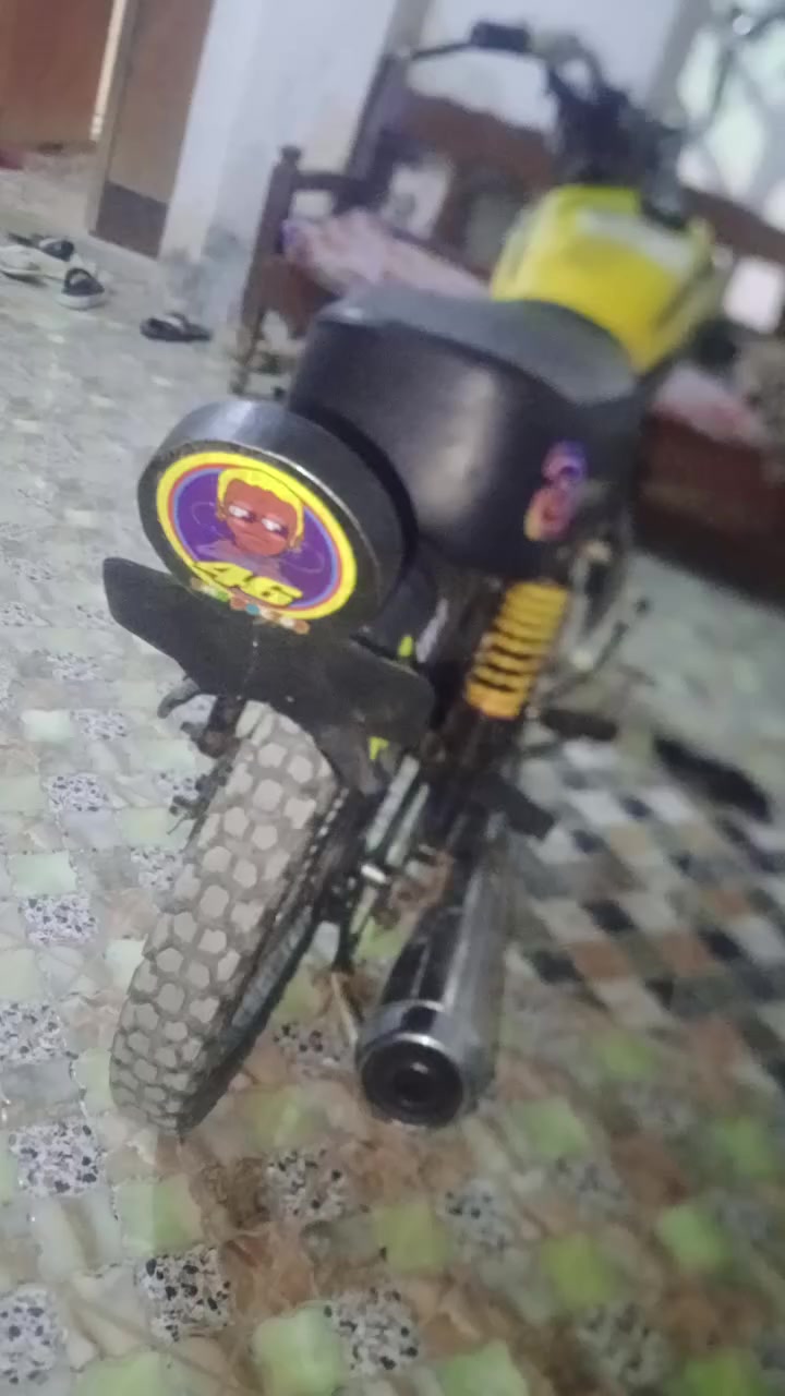 حربي للبيع مكينه تايكر 18  السعر 270 بي مجال  ***********
