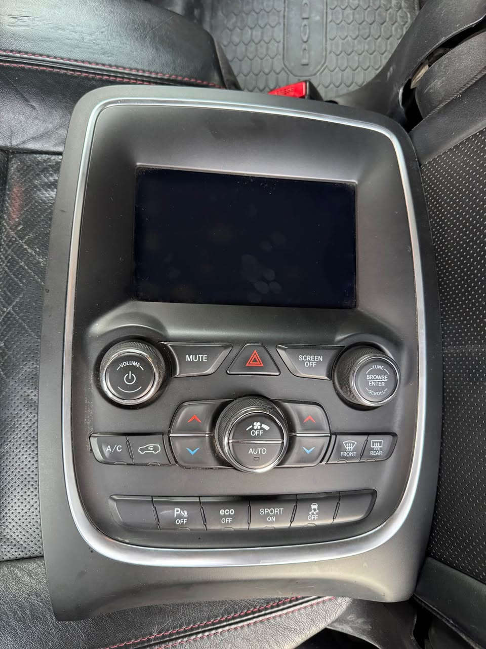 السلام عليكم
شاشة دورنكو ٢٠٢٠ بلادية مستعملة كاملة مع الاطار والتحكمات شغالة بدون اي مشكلة للبيع
السعر ٢٥٠$
للتواصل عالواتساب ***********
العنوان ،، بغداد الدورة شارع ٦٠ بغداد, العراق
