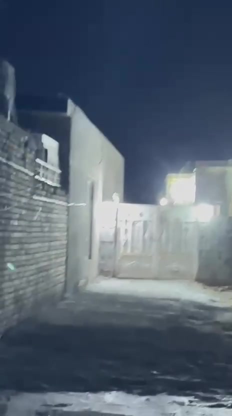 مكلف بالنشر
بيوت عدد ثنين واحد بصف الثاني للبيع في منطقة الساده البوهلاله قرب مركز الساده البوهلاله الصحي  مساحة البيتين كلي ٤٠٠  يحتوي البيت الاول على. أستقبال وصاله وغرفه ومطبخ ومجمع صحيات. اما البيت الثاني يتكون من صاله وغرفه ومطبخ ومجمع صحيات...
للاستفسار الاتصال على الرقم ***********
