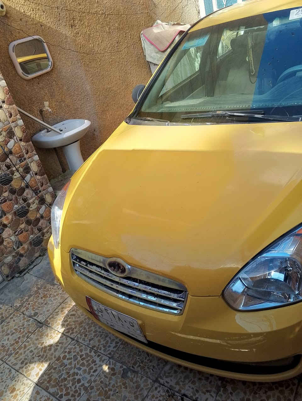 سلام عليكم اكسنت موديل 9وارد أمريكي بسمي مكينه 1600السعر 75وبيهه مجال ***********المكان بغداد المين الثانيه
