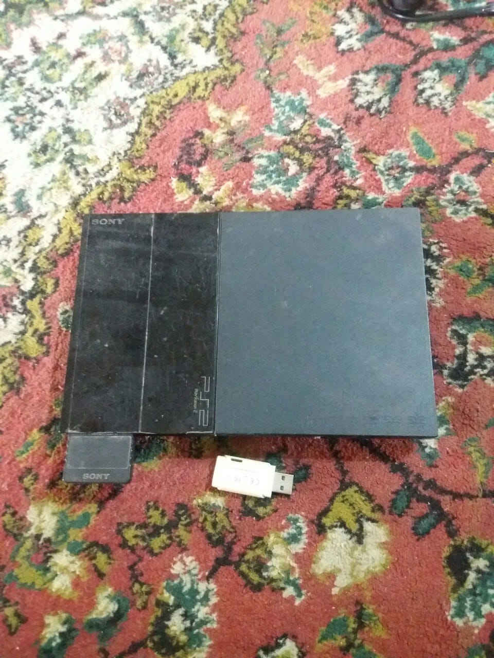 سلام عليكم بلي 2 لبيع كامله ملحقاته بس الفيشة لي تشكل بل بلازمه يرادلهة تبديل ويا 3 يدات شغاله وفلاش بي60 لعبه البلي شغال نضيف قليل الستخدام السعر 45 وبي مجال للشراي مكاني مدينة الصدر للاستفسار عله الرقم ***********
