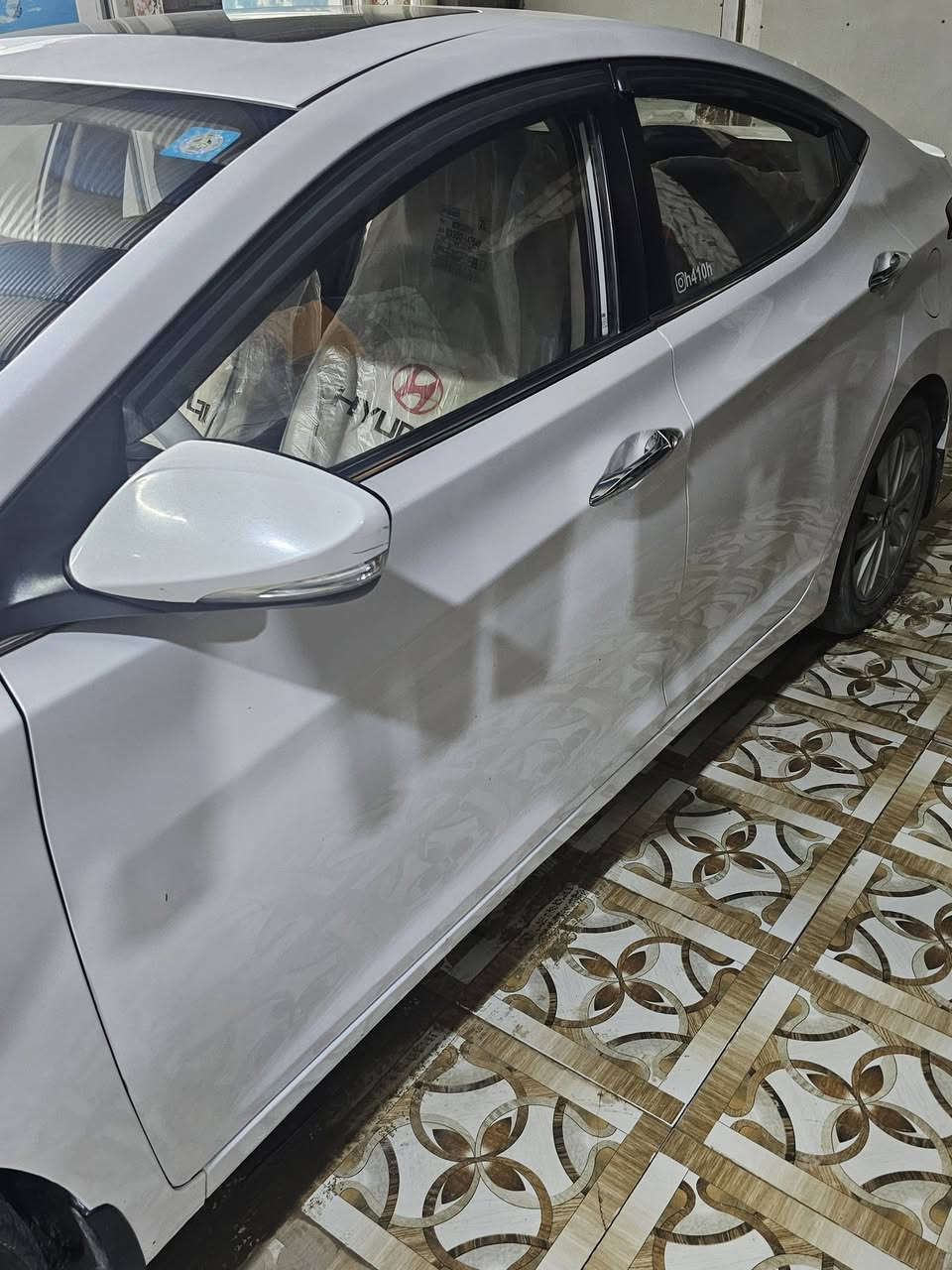 ‏السلام عليكم
‏
‏النترا 2015 خليجي فول مواصفات ماعدة البصمة
‏محرك 1800 دوش
‏السيارة بيها  قطعة صبغ الجمالغ جهة السايق قليل جدا
‏السيارة نضيفة مكينه كير مكفولات ماتصرف الف عليها مال جناي 
‏الكشر نظيف جدا 
‏مكانها الديوانيه رقم بغداد انكليزي سنويه ٢٠٣٠
‏سعرها 132$ 
‏


**إذا كنت صاحب هذا الإعلان وتريد حذفه لأي سبب، رجاءا أرسل رسالة إلى الدعم الفني**