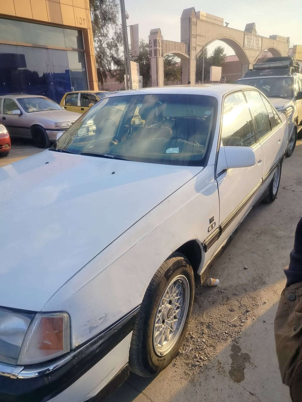 اوميكا موديل 93 بدون ضربه دفتر بانزين بي السعر 37 رقم هاتف ***********
