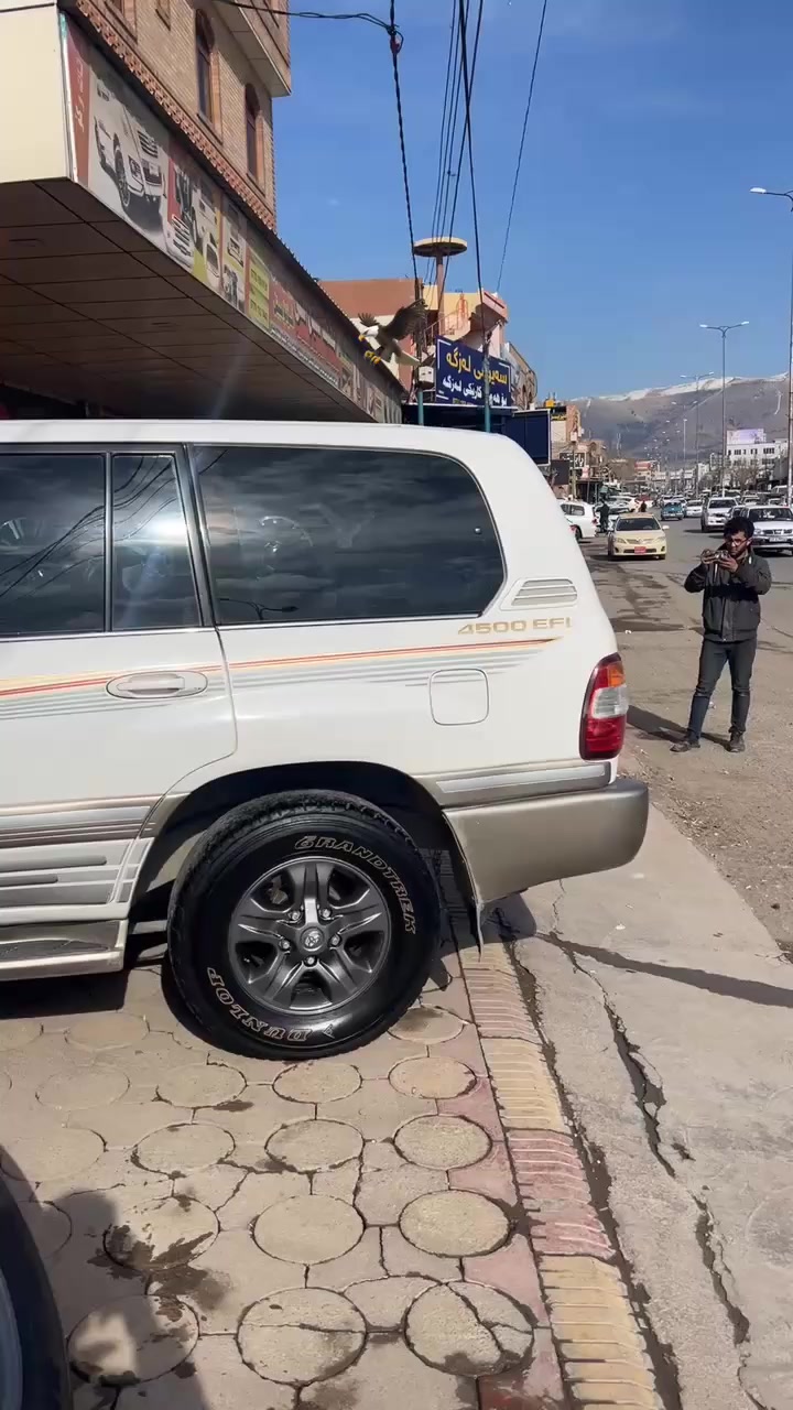 ‎مۆدێلی ۲٠٠۳
‎موسەفات
‎فوول فوول بەس سڵایت نیە
‎ناو زەرد
‎ئۆتۆماتیک
‎جام کارەبا
‎داشبڵ بەرز
‎سەلاجە
‎دەبل مەرکەزی
‎دوا لێگزس
‎تەحویل عەس بە ناوی خۆمەوەیە
‎سەنەوی و رەقەمی تازەیە
‎نیو چەمەلەخ بۆیاخ
‎دەعامی بۆ دەعامی بە شەرت
‎نرخی ۱٦٥ گەڵاو معامەلە
***********
***********
