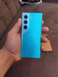 عندي موبايل للبيع جهاز نظيف اغراض كله موجود دكام اثنين ماكو اسم جهاز ت...