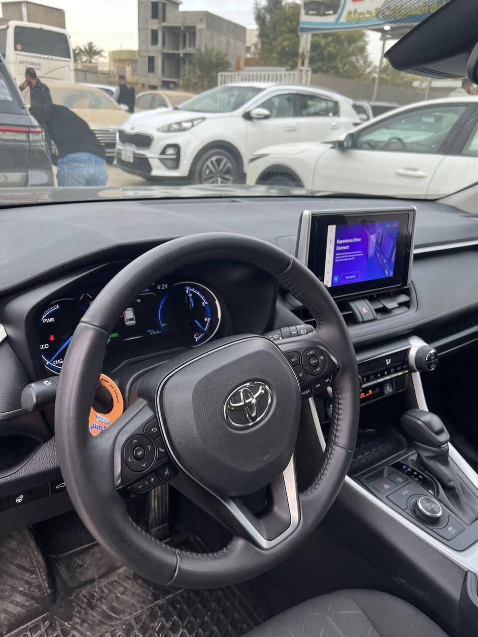 راف فور 2024 بغداد xLE   للبيع فول ضرر شباك الأمامي فقط الإتصال   ***********
