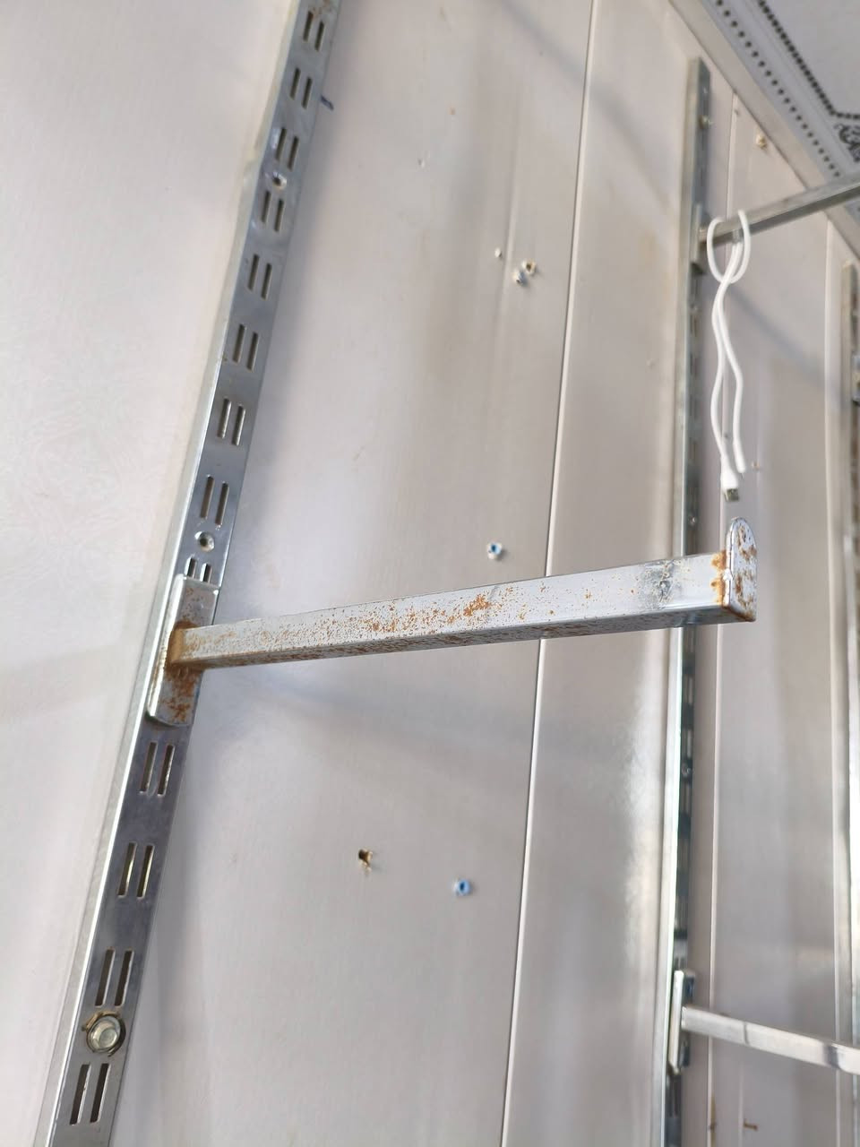 السلام عليكم
اعاده النشر بسبب الوعود الكاذبه 

رفوف جام عدد ٨  قطع للبيع مع حمالتهن 

كما موضح بالصوره


**إذا كنت صاحب هذا الإعلان وتريد حذفه لأي سبب، رجاءا أرسل رسالة إلى الدعم الفني**