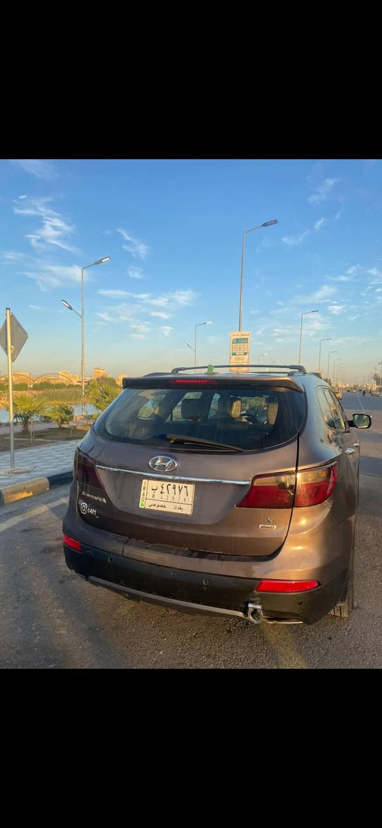 سَلٱمٌ عـَلـْيگمّ
للبيع سياره سنتافي كراند 2013
7راكب
3قطع تبريد
6سلندر 
بصمه
كشنات كهربائيه
تدفئه تبريد
كشنات جلد بلادي
ويل كب كروم
باتري جديد
وبعد بيها هواي موصفات 
سياره داخله كلين
بيها طخات بلصفاح وبنيد جارد
لاضربه ولاكلبه ولاشاصي وبيها رشات صبغ اثر طخات
رقم بغداد باسمي تحويل ثاني يوم 

للتواصل ***********

السعر 125 وبيها مجال
