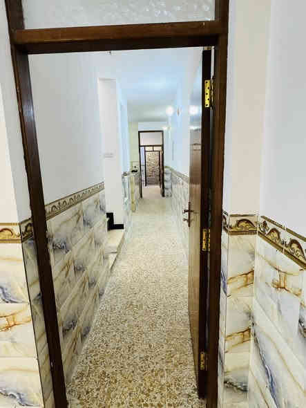 يتوفر مشتمل لليجار مساحه 100 متر طابق ثاني البلديات الصحفين قرب ماركت السيد للستفسار ***********
