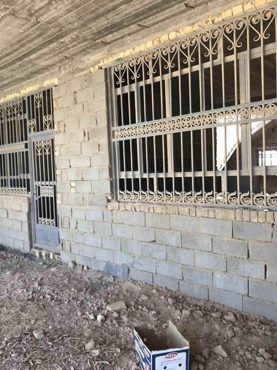 السلام عليكم
بستان 
بيع او مراوس
مساحة  دونم مع هيكل مسقف تحت البناء ٣٢٠ متر طابو زراعي تحويل اسهم بأسم المشتري تبعد  عن شارع العام كربلاء طويريج تقريباً ١٠٠٠ متر من جهة سايد الدخول وعن شارع الابراهيمية وقناة كربلاء ١٠٠٠ متر وعن الامام ١١ كيلو متر اسم المنطقة الدخانية الغربية للاستفسار الاتصال على الرقم 
***********
