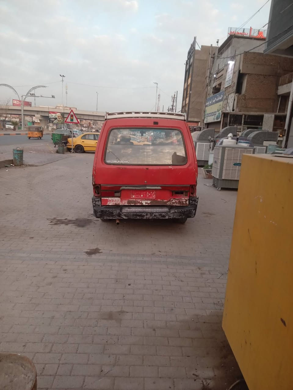 اللهم صل على محمد وآل محمد السلام عليكم من رخصة مدير الكروب والاعضاء المحترمين كيا بستا للبيع أو مراوس سعر ١٣ ورقه رقم واسط صدامي راعيهه ب ديالى مااندله شواصي ورقم شاصي وكير واكسن وتايرات نظيفات مكينه بيهه تبخير وصرف قليل غرفه نص عمر والكشر شوف العين مكاني بغداد الحسينية


**إذا كنت صاحب هذا الإعلان وتريد حذفه لأي سبب، رجاءا أرسل رسالة إلى الدعم الفني**