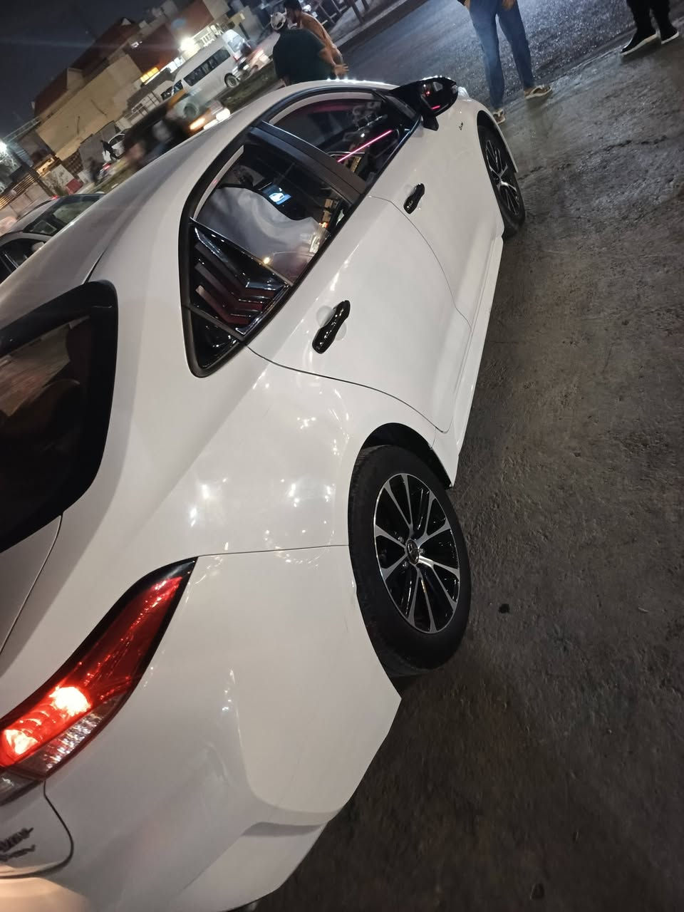 سلام عليكم اقساط اقساط
سكنه بغداد فقط مقدمه ٨٠ بشهر ٥ ورقات 

كورله مديل ٢٥ كفاله عامه 

 ماشيا ٥ الاف زيرو ب وضع شركه 

رقم بغداد ابيع سكنه بغداد فقط 

للستفسار *********** واتساب
