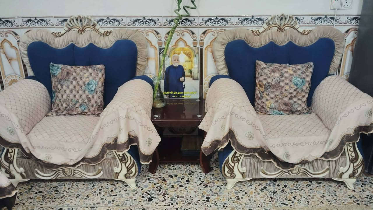تخم كلش نضيف مال بيتي
عشر نفرات عنواني حله 
***********
السعر خاص
