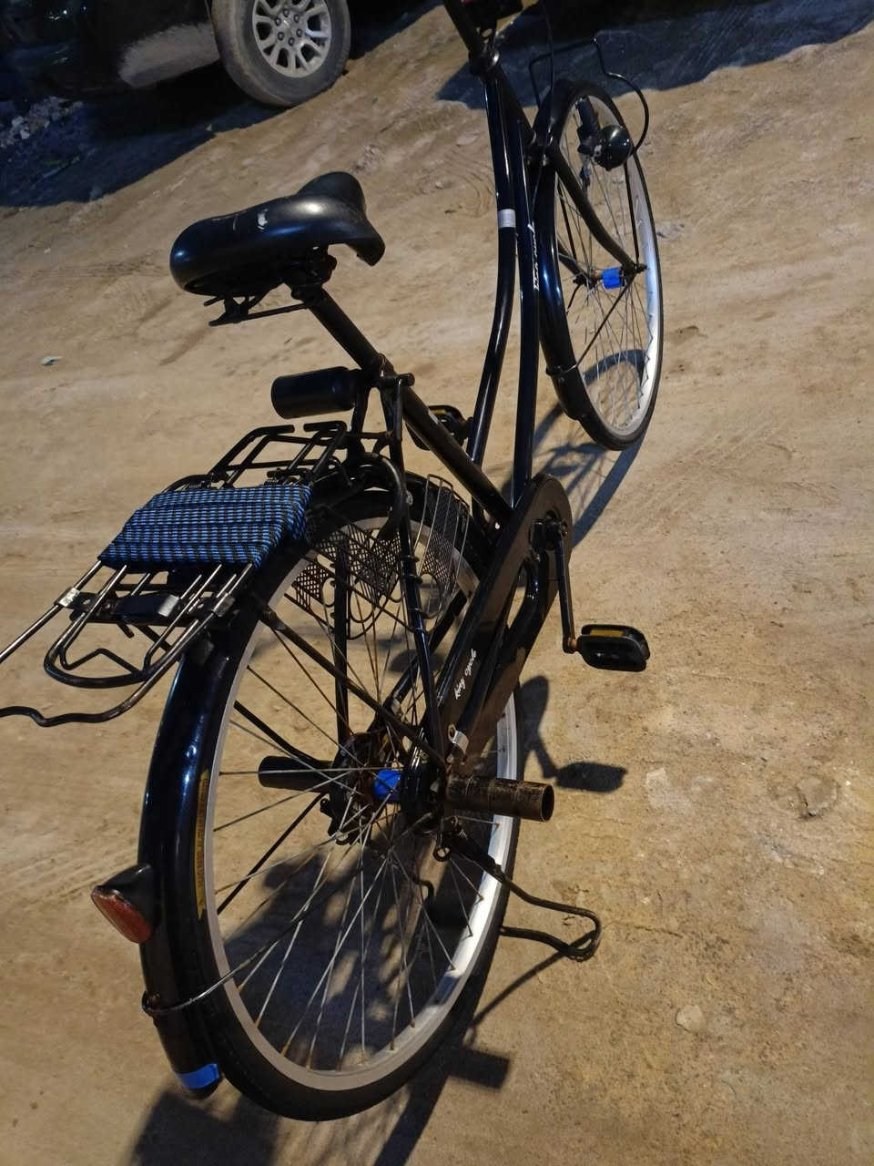 السلام عليكم بايسكل للبيع سياحي حجم 26 ومثل ما تشوف لبايسكل نضيف
سعر لبايسكل 140 الف وبي مجال قليل مكاني شط العرب الجزيره الثالثه للتواصل ***********
