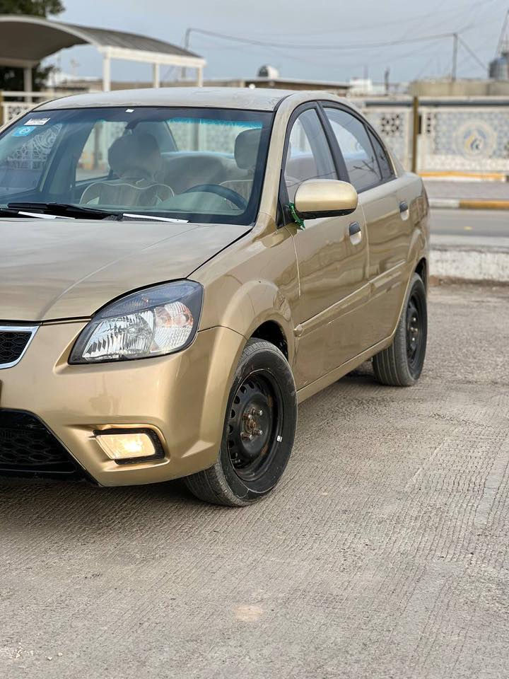 ريو 2011 خليجي مداور ثاني يوم 
مكينة 1600 رقم كربلاء بيها ضربة جاملغ أيمن وبنيد مبدل 
مصبوغة حزام بسبب الجراد  معروضة ب72  وبيها مجال بسيط 
للتواصل واتساب  ***********
