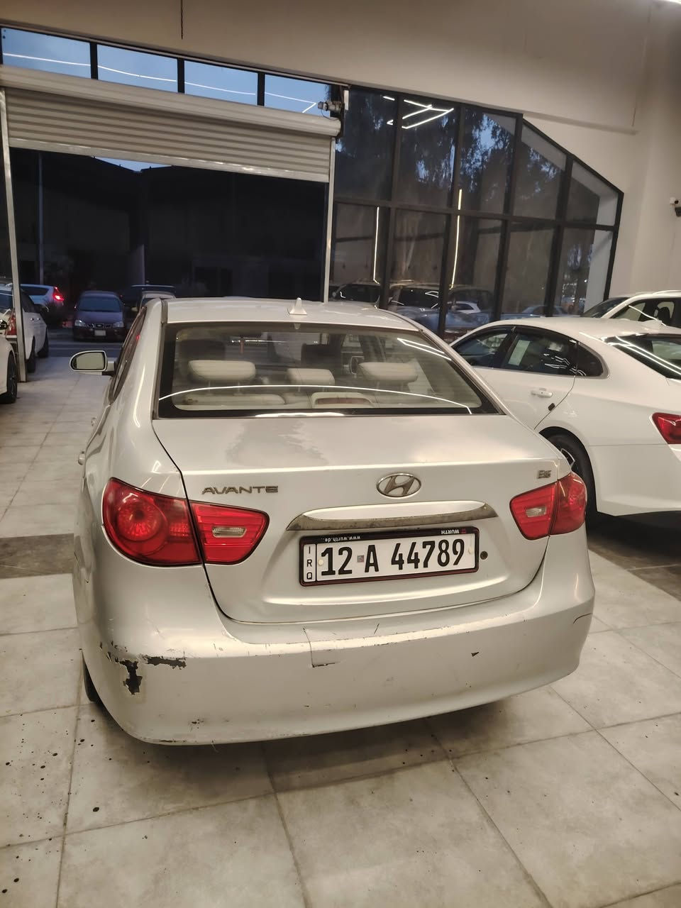 السلام عليكم.،،،السعر 98$ ابلاش
اقرا التفاصيل كامل وبعدين خابر

لانترا للبيع فقط

موديل 2010 وارد أمريكي 

رقم نينوى جديد دولي مصطره

سنويه جديده بأسمي

كابون بانزين بيها

محرك 2000

كير اتوماتيك

طخم شرط

تايراتها جديد

شاشه أندرويد

فتحه سقف وشغاله 

السياره مابيه قطره معجون شرط ولا بيها صبغ عراقي شرط

بيها تبديل قبق صندوك

وبيها تبديل بونيد أوربي

بيها جاملغ الخلفي كلير أوربي فقط

وبيها الجاملغ الأمامي النفر كلير أوربي فقط 

وبيها الجاملغ الأمامي مال السايق ابراس الجاملغ ضربه خفيفه

اخوان مراوس ما اراوس

واقصاط ما ابيع أعتذر
رقم التلفون ***********
