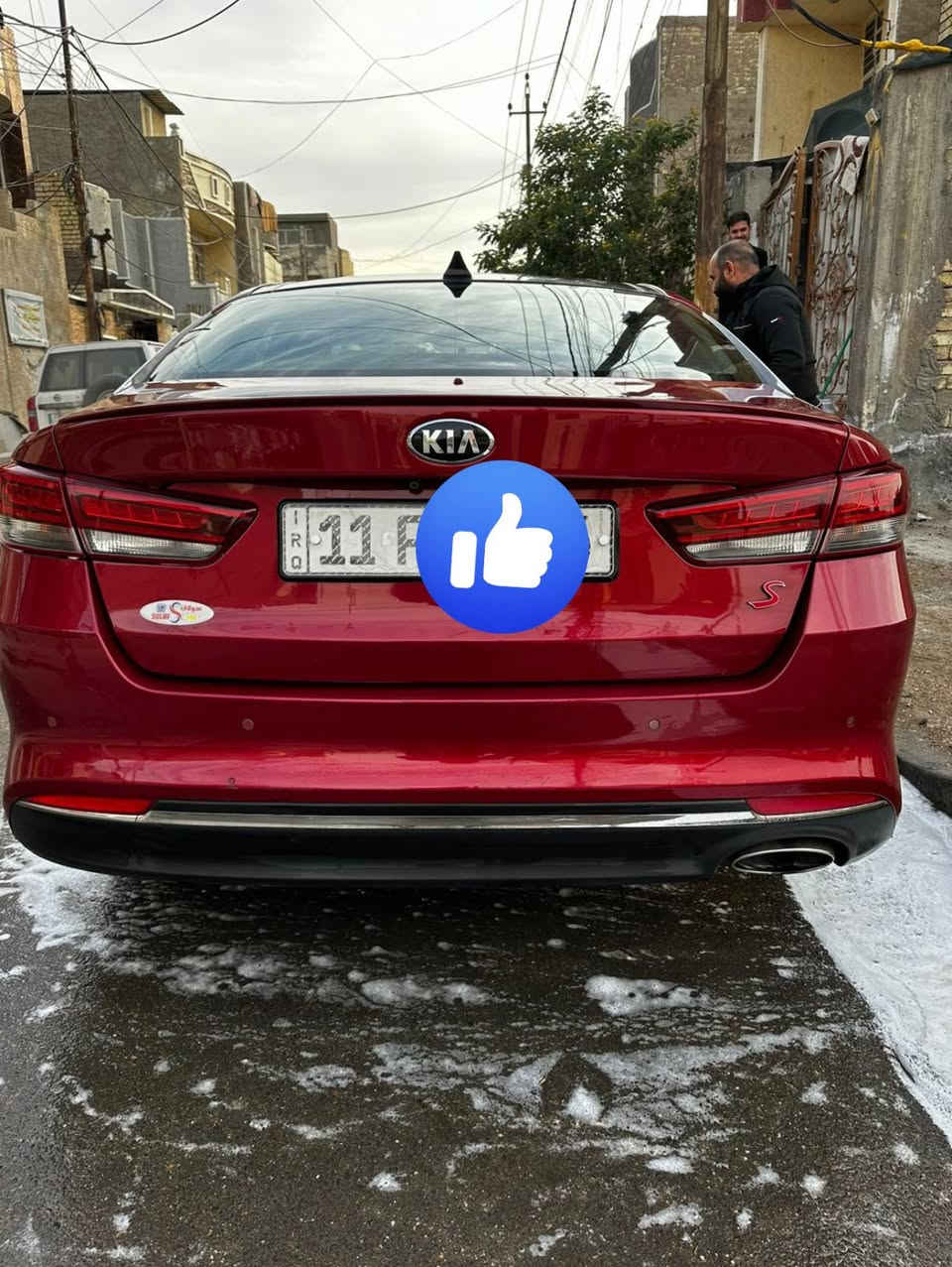السلام عليكم
مواصفات S اعلى مواصفات 
KIA OPTIMA 
موديل 2018 
وارد امريكي ضررها دعامية خلفية 
باب السايق كلير وخلف السايق نص الباب كلير فقط كلير بدون معجون ولا تبديل 
محرك 2400 GDI
سيارة فول عدا البصمة
السيارة نظيفة وجاهزة متصرف عليها دينار 
سنوية لل2027 بأسمي تحويل ثاني يوم 
موقع السيارة بغداد الثعالبة
الرقم للأستفسار 
***********
