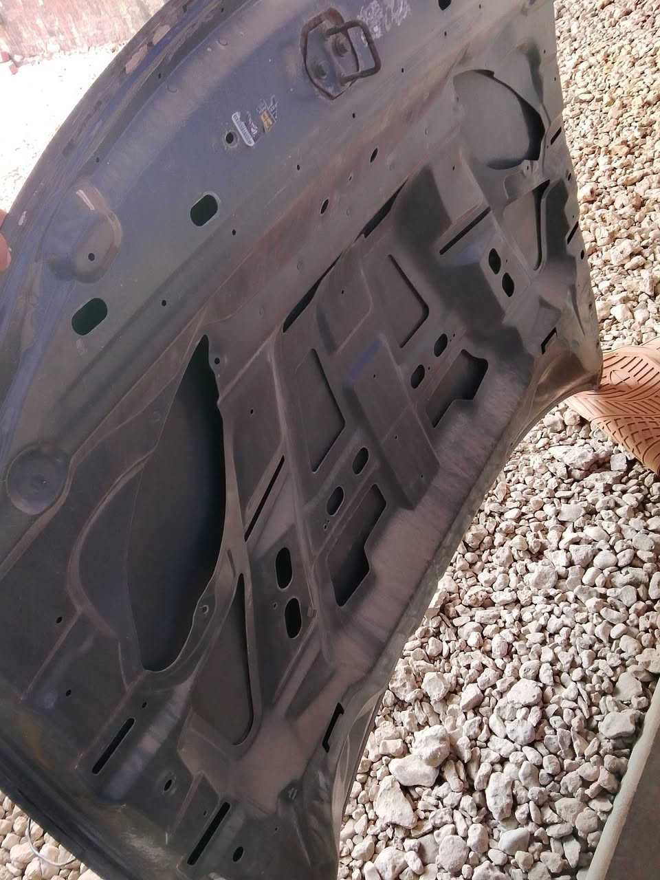 السلام عليكم بنيد للبيع مال جارجر جديد السعر 200بي مجال شي قليل داعميه خلفيه مآل جارجر موديل 14لون ابيض مآل كصه همتن للبيع السعر 100بيه مجال العنوان حله طهمازيه ***********
